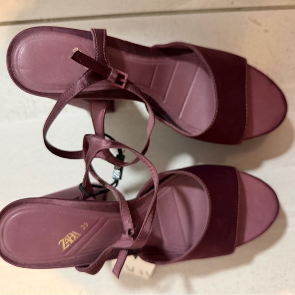Zara Deep Burgundy Strappy Sandals - Picture 2 of 4